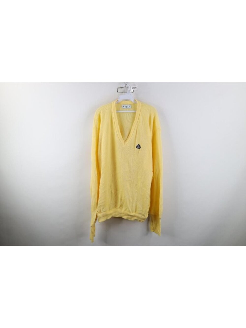 Vintage 90s Izod Mens 2XL XXL Spell Out Knit V-Neck Golfing Sweater Yellow USA